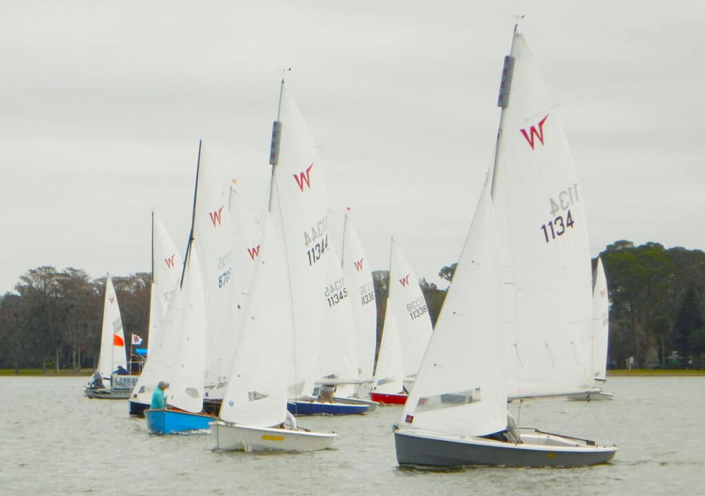 Wayfarer dinghies racing in Lake Eustis, Florida